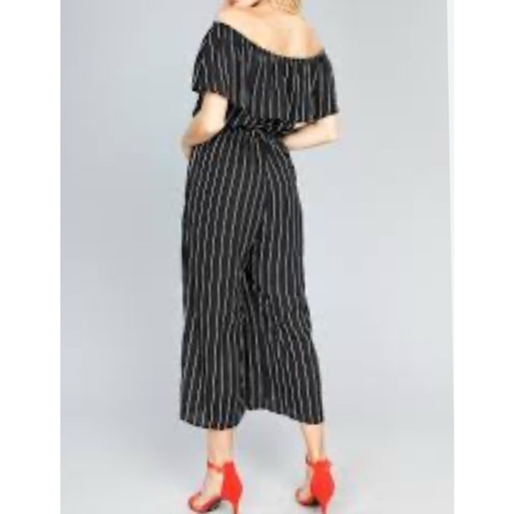 She + Sky Black & White Striped Off Shoulder Cropped Wide Leg Jumpsuit Pockets M